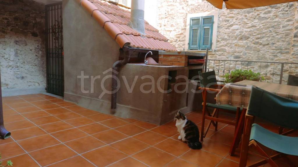 appartamento in vendita a Dolceacqua