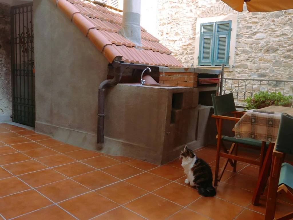 appartamento in vendita a Dolceacqua