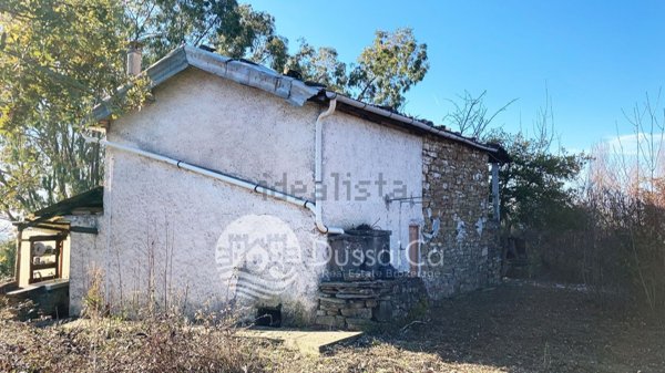 casa indipendente in vendita a Dolceacqua