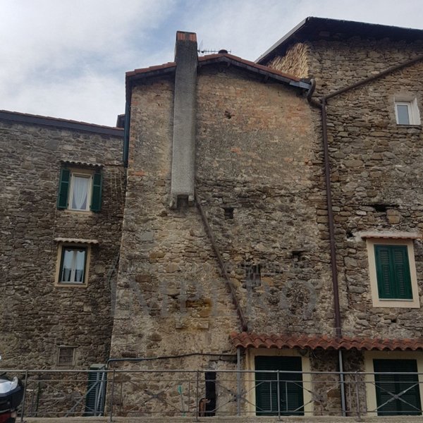 appartamento in vendita a Dolceacqua