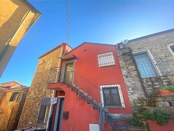 appartamento in vendita a Dolcedo in zona Costa Carnara