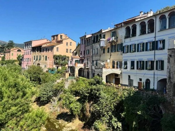 casa indipendente in vendita a Dolcedo