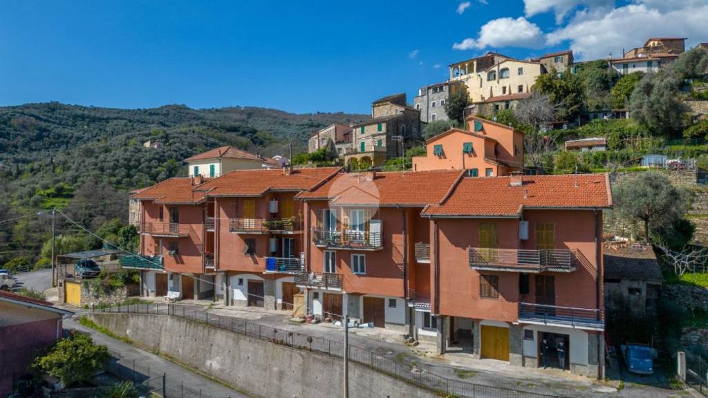 appartamento in vendita a Dolcedo in zona Ripalta