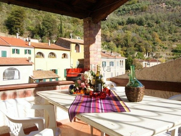 appartamento in vendita a Dolcedo