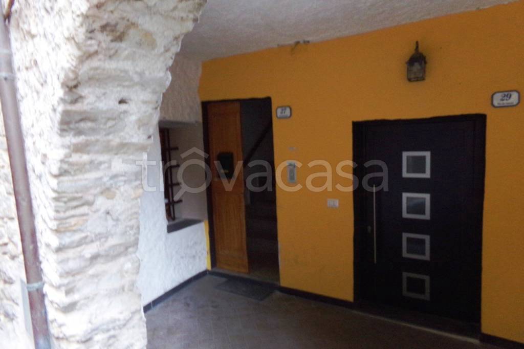 appartamento in vendita a Dolcedo