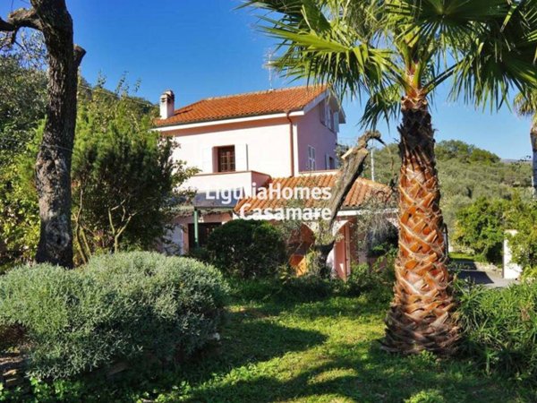 casa indipendente in vendita a Dolcedo in zona Bellissimi