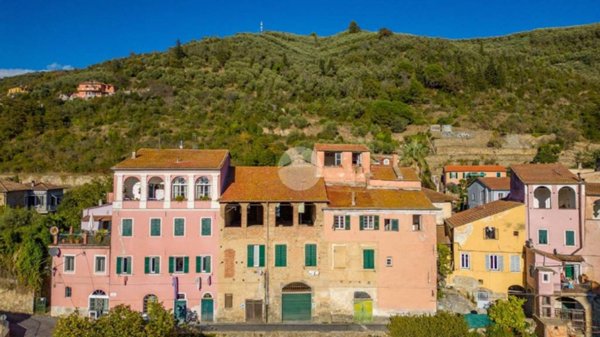 casa indipendente in vendita a Dolcedo