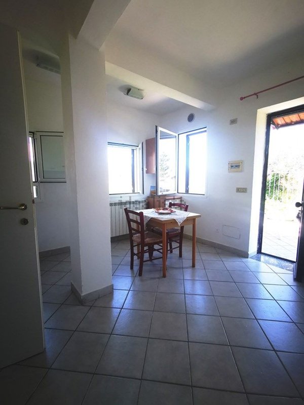 appartamento in vendita a Dolcedo