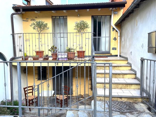casa indipendente in vendita a Dolcedo in zona Bellissimi