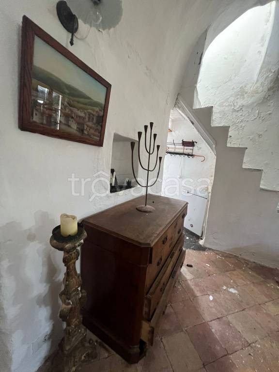 casa indipendente in vendita a Dolcedo in zona Isolalunga