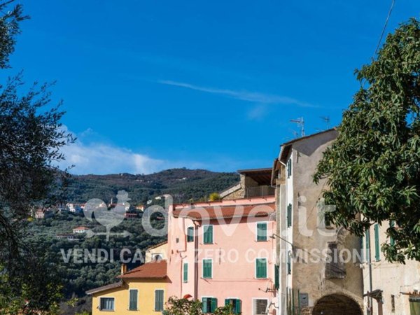 appartamento in vendita a Dolcedo in zona Isolalunga