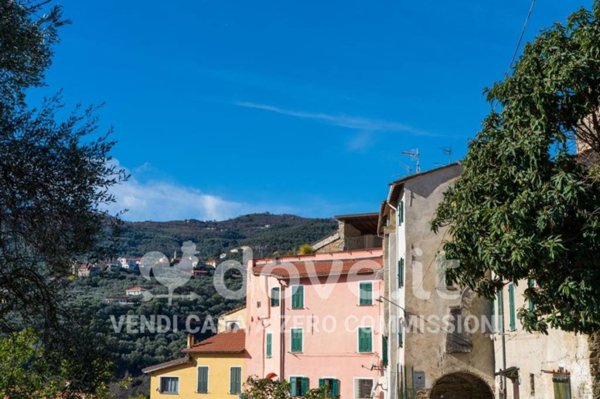 appartamento in vendita a Dolcedo in zona Isolalunga