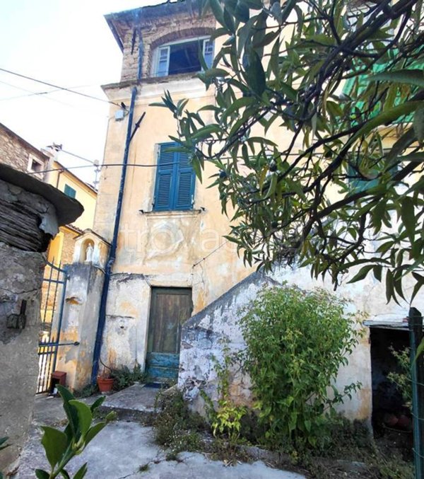 casa indipendente in vendita a Dolcedo in zona Bellissimi