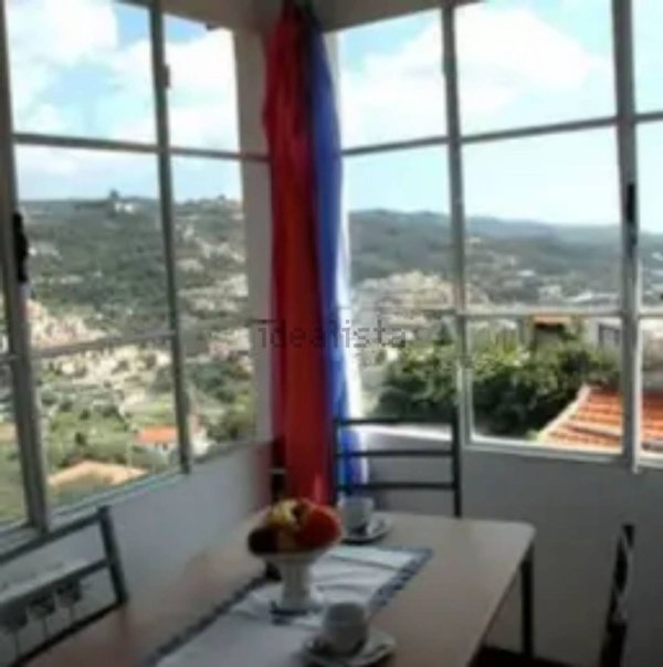 appartamento in vendita a Dolcedo