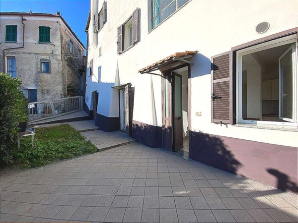 appartamento in vendita a Dolcedo