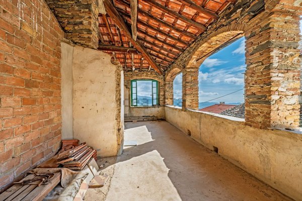 casa indipendente in vendita a Dolcedo