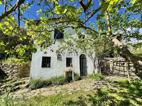 appartamento in vendita a Dolcedo in zona Trincheri