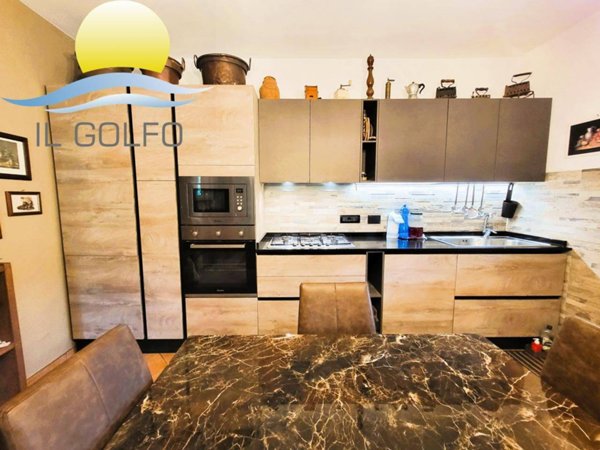 casa indipendente in vendita a Dolcedo in zona Isolalunga