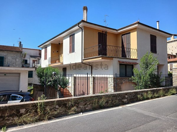 casa indipendente in vendita a Dolcedo in zona Ripalta
