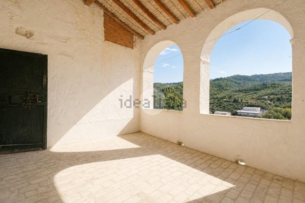 casa indipendente in vendita a Dolcedo in zona Isolalunga