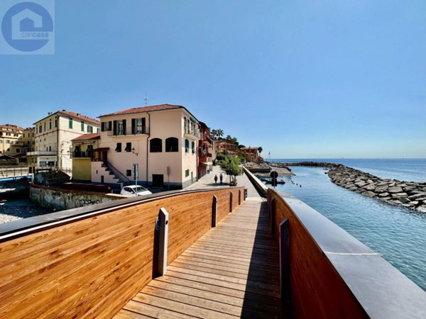 appartamento in vendita ad Imperia in zona Porto Maurizio