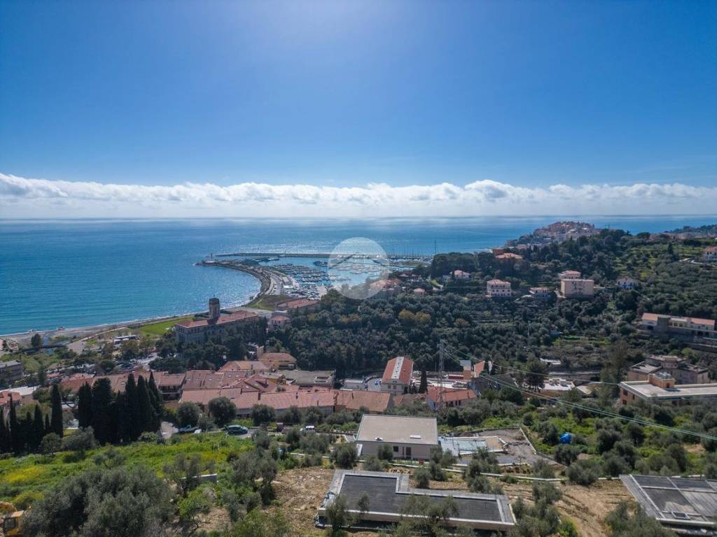 terreno edificabile in vendita ad Imperia in zona Oneglia