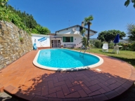 casa indipendente in vendita ad Imperia