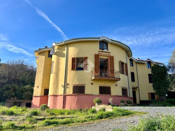 appartamento in vendita ad Imperia in zona Torrazza / Clavi