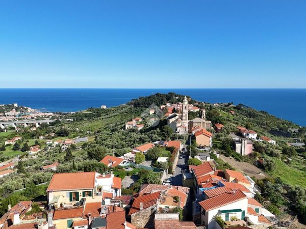 appartamento in vendita ad Imperia