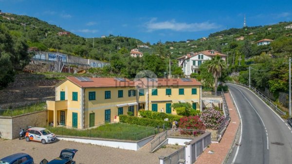 appartamento in vendita ad Imperia