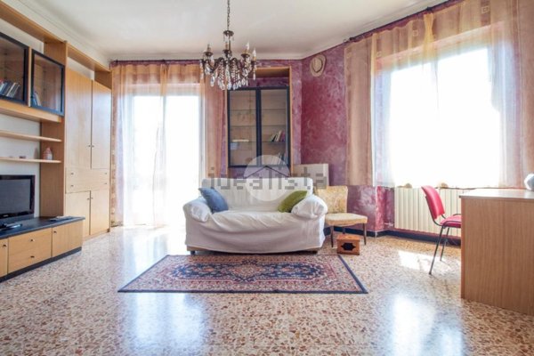 appartamento in vendita ad Imperia