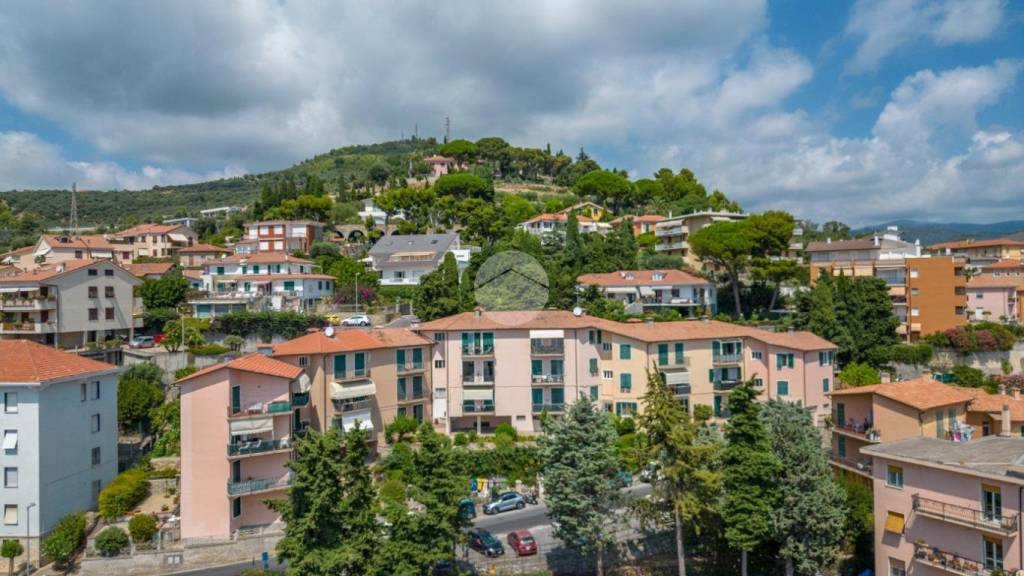 appartamento in vendita ad Imperia