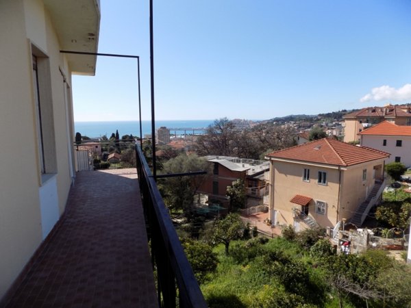 appartamento in vendita ad Imperia in zona Oneglia