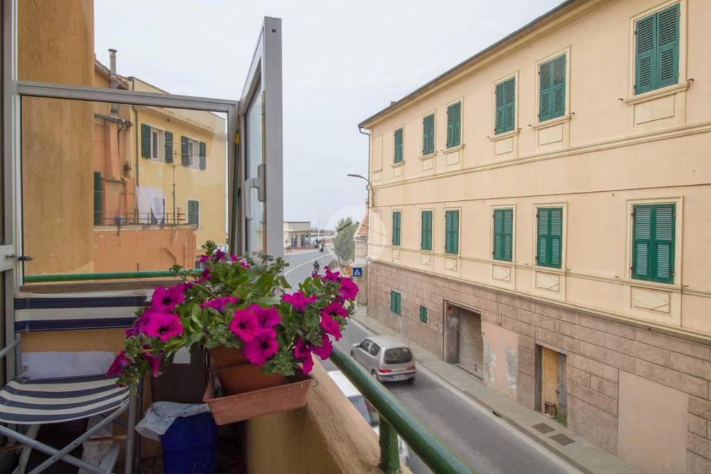 appartamento in vendita ad Imperia in zona Porto Maurizio