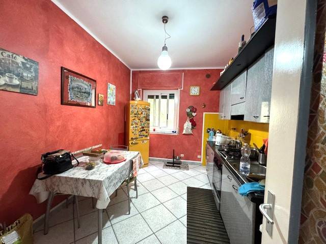 appartamento in vendita ad Imperia in zona Sant'Agata