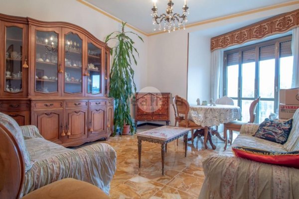 appartamento in vendita ad Imperia