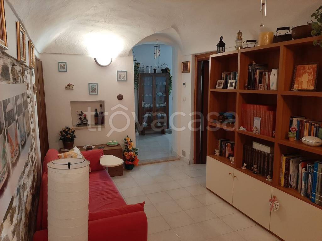 appartamento in vendita ad Imperia in zona Moltedo