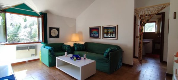 appartamento in vendita ad Imperia in zona Poggi