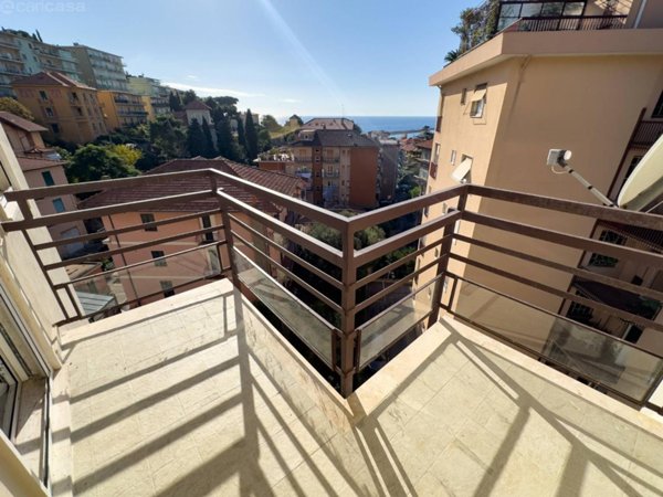 appartamento in vendita ad Imperia in zona Oneglia