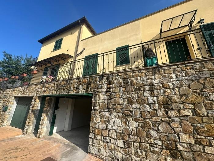 appartamento in vendita ad Imperia in zona Cantalupo