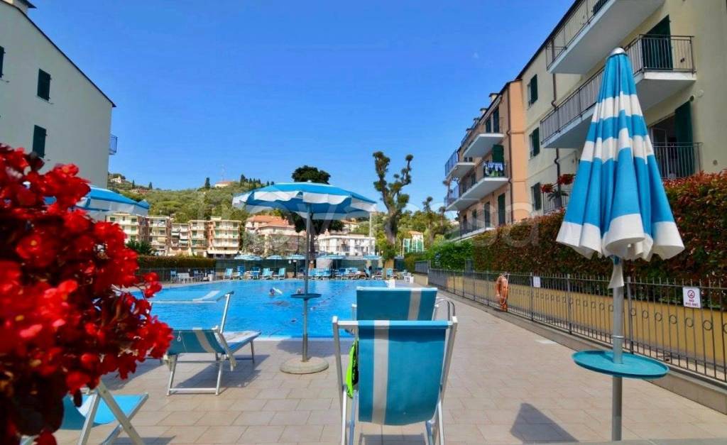 appartamento in vendita ad Imperia in zona Porto Maurizio
