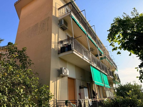 appartamento in vendita ad Imperia in zona Oneglia