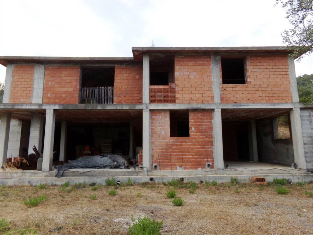 casa indipendente in vendita ad Imperia in zona Borgo d'Oneglia
