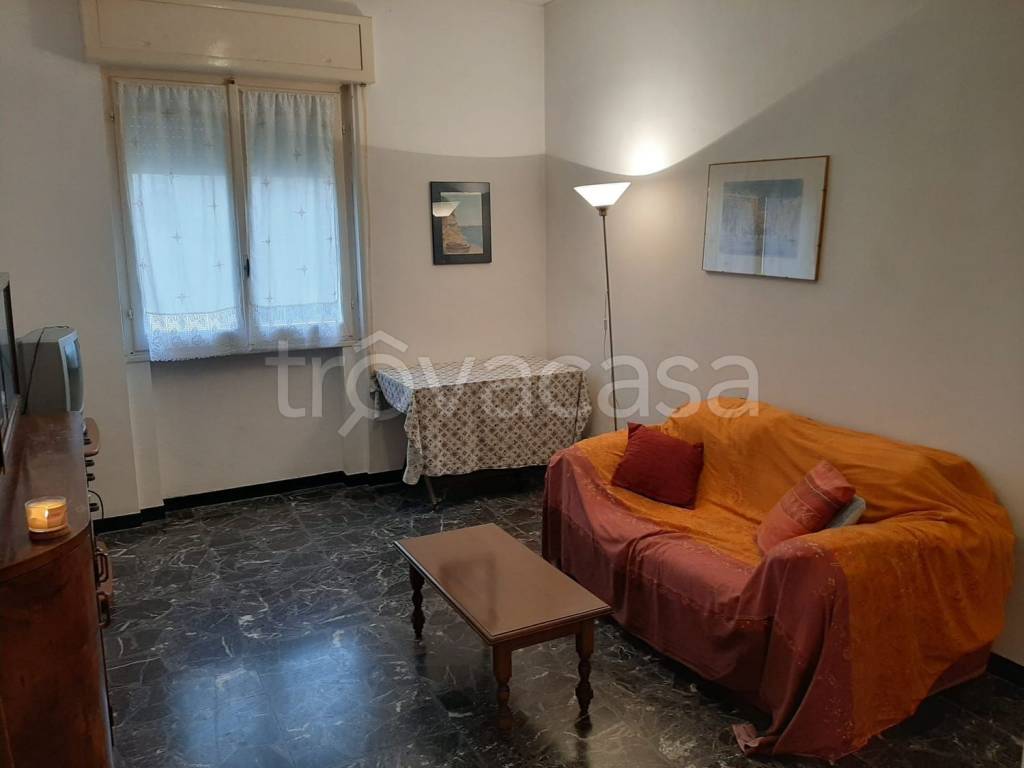 appartamento in vendita ad Imperia in zona Porto Maurizio