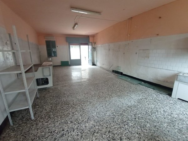 quadrivano in vendita ad Imperia in zona Costa d'Oneglia