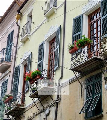 appartamento in vendita ad Imperia