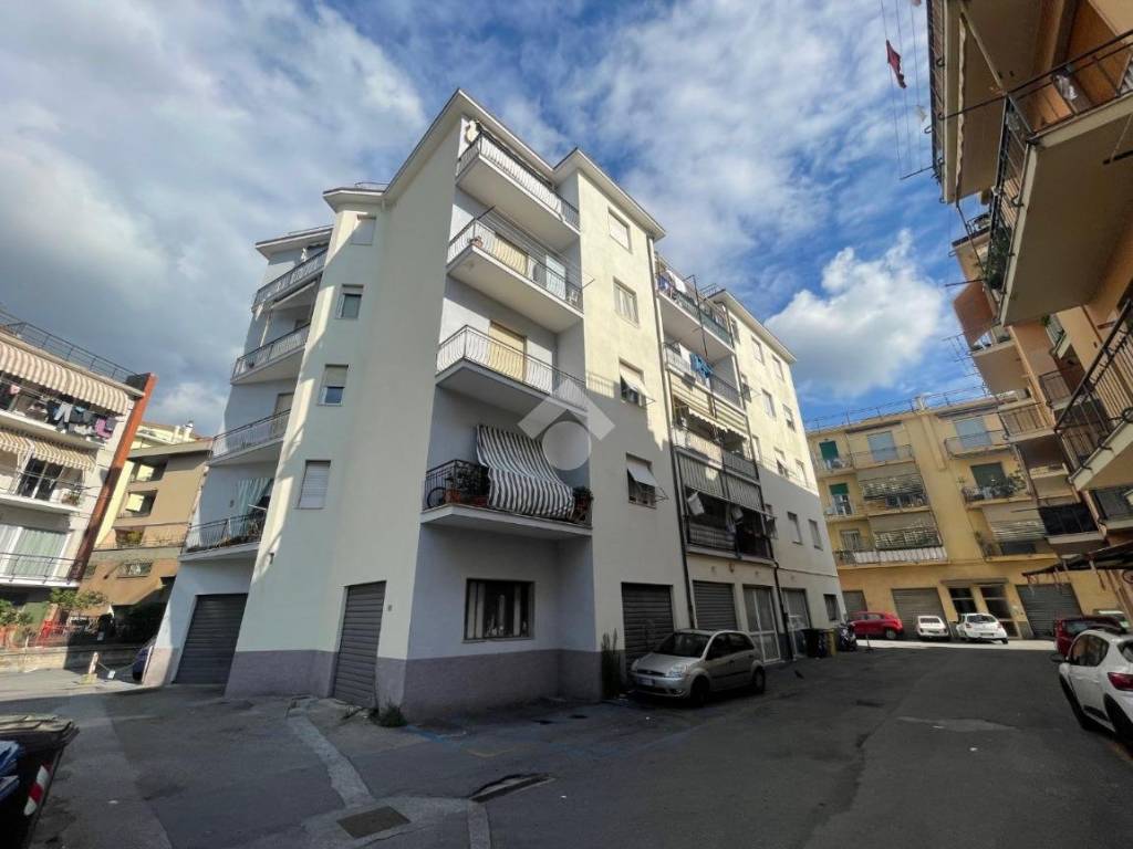 appartamento in vendita ad Imperia