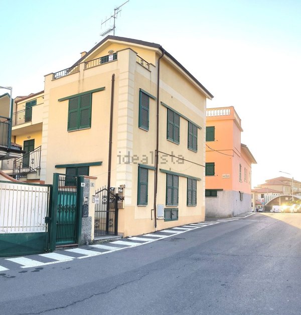 appartamento in vendita ad Imperia in zona Oneglia
