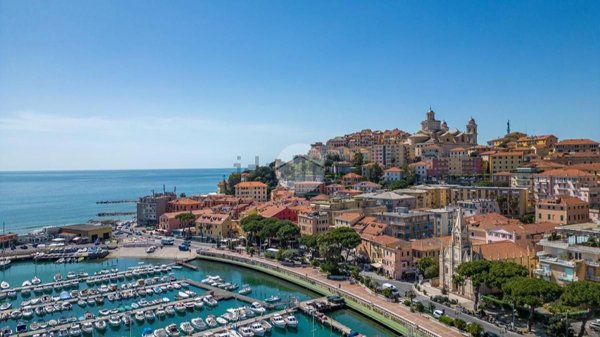 appartamento in vendita ad Imperia