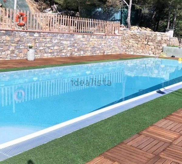 casa indipendente in vendita ad Imperia in zona Porto Maurizio